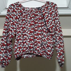 Long Sleeve Floral Crop Top